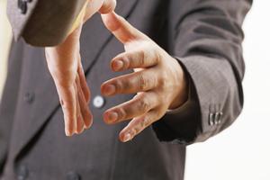 会社員必見！確定申告や節税方法も解説！最新給与計算と社会保険労務士のポイント